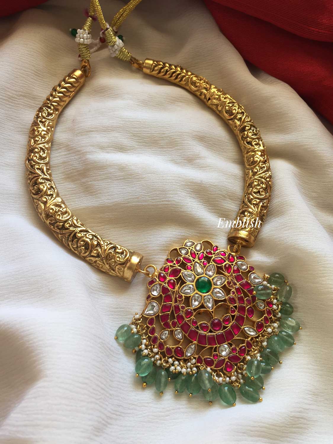 Kundan Jadau Flower double peacock with green beads Hasli neckpiece